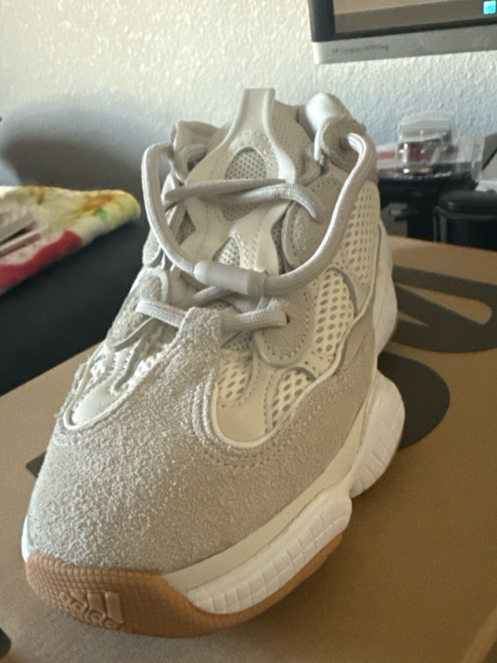 adidas Yeezy Lightweight Sneaker in Beige and Cream - Picture 5 of 6